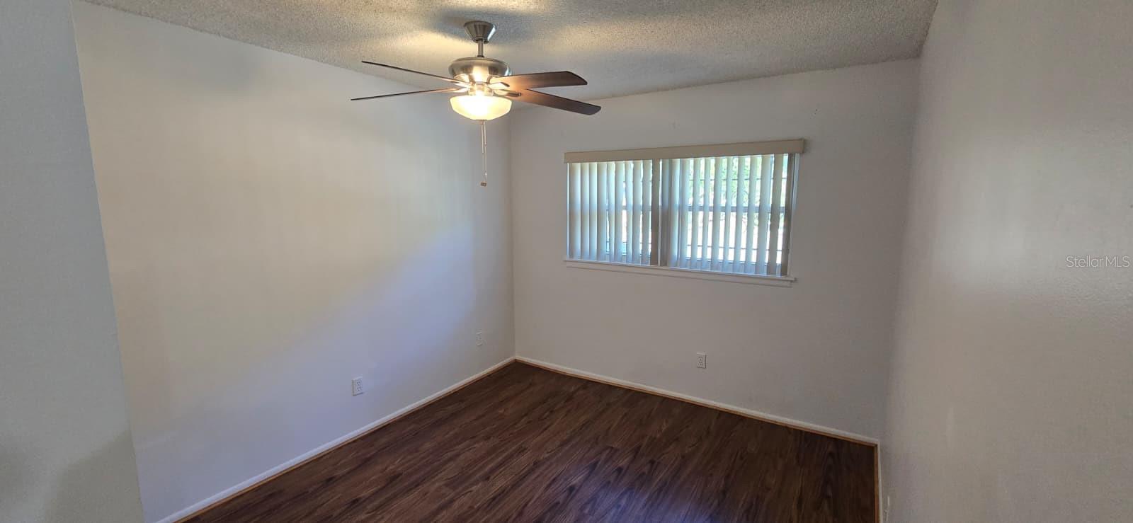 PARK LAKE TWNHS PH 02 - Residential Lease