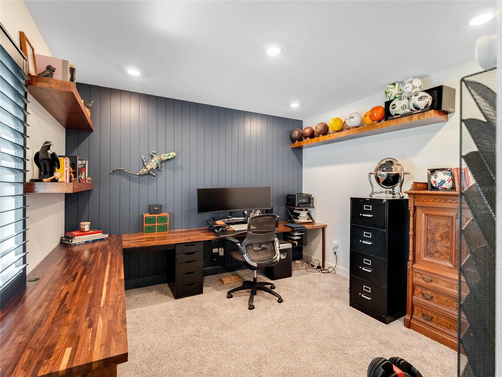 WEST LAKE HANCOCK ESTATES - Residential