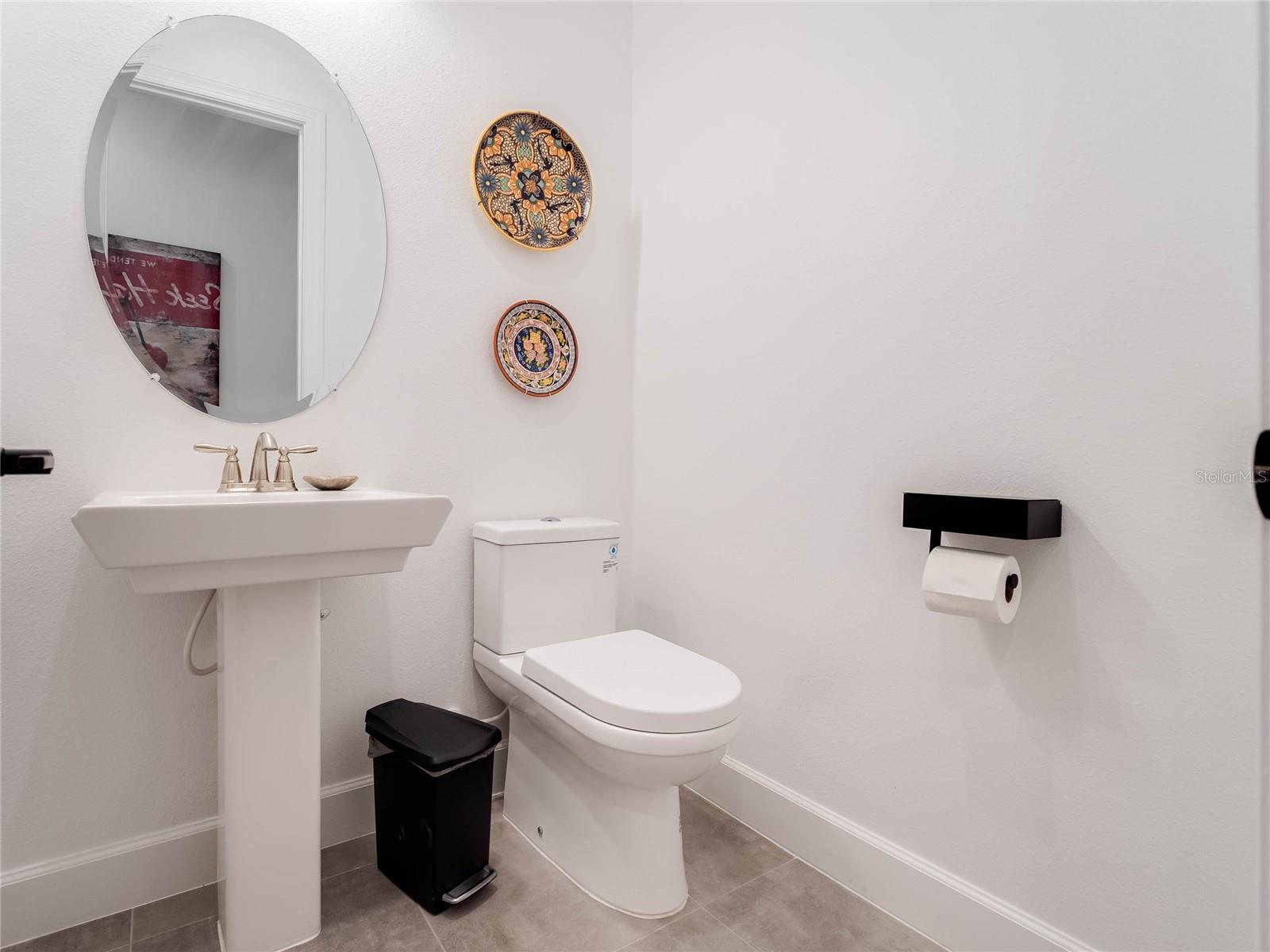 WEST LAKE HANCOCK ESTATES - Residential