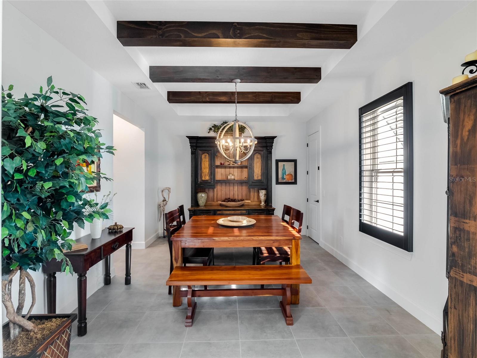 WEST LAKE HANCOCK ESTATES - Residential