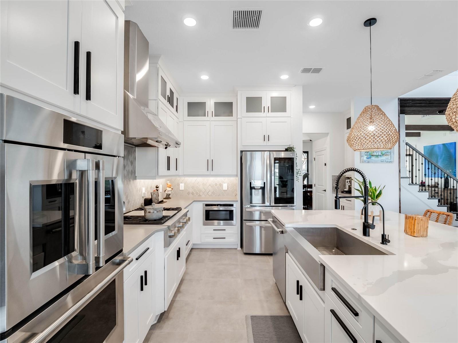 WEST LAKE HANCOCK ESTATES - Residential