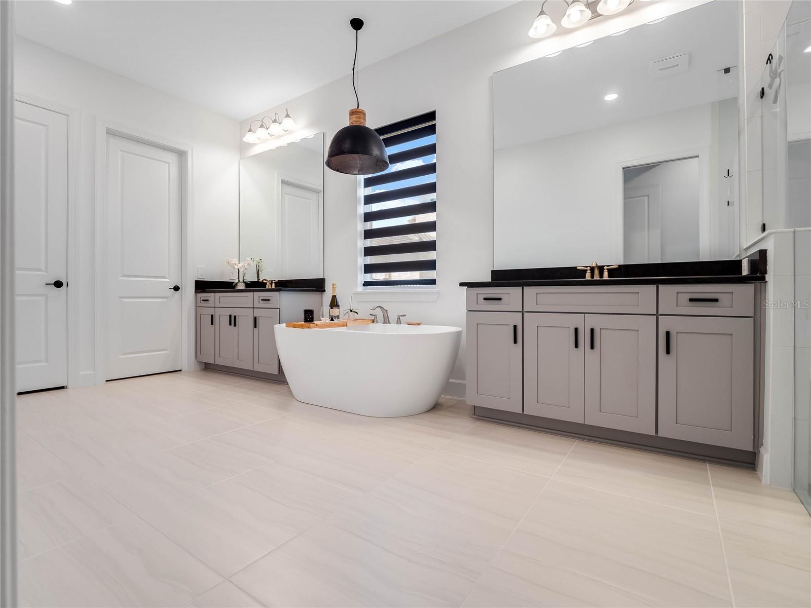 WEST LAKE HANCOCK ESTATES - Residential