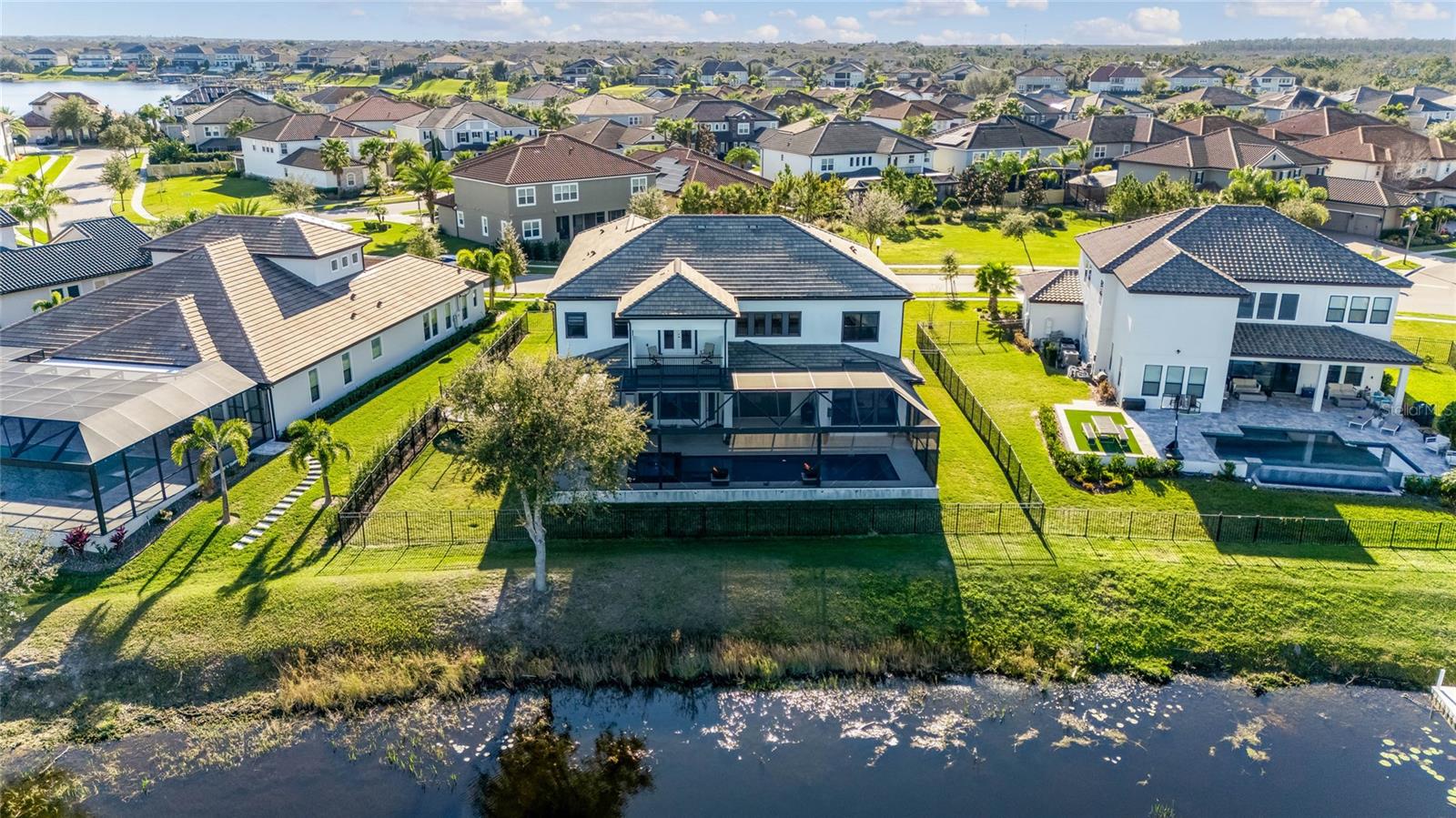 WEST LAKE HANCOCK ESTATES - Residential