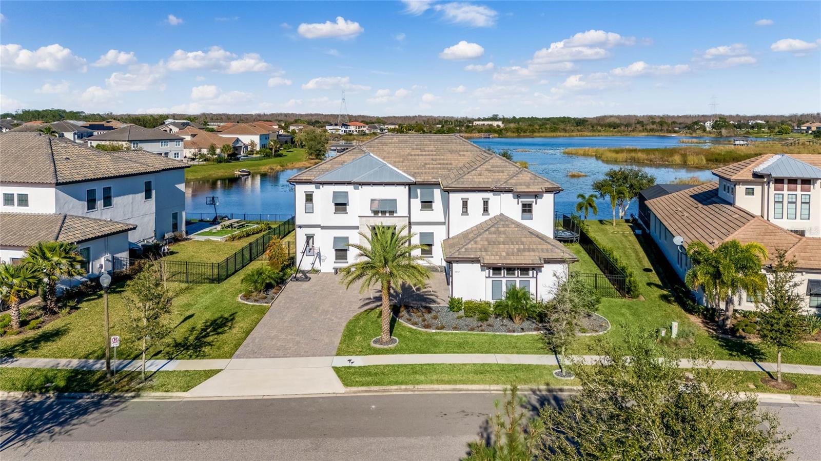 WEST LAKE HANCOCK ESTATES - Residential