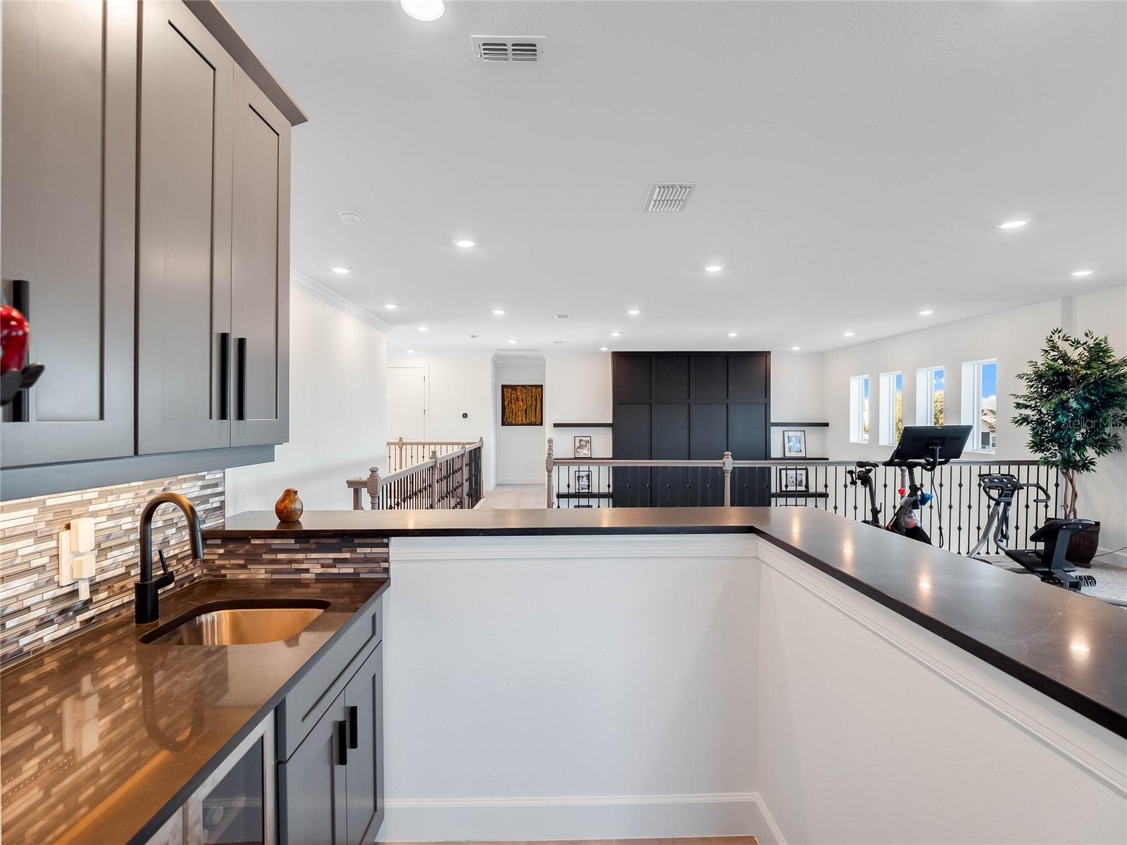 WEST LAKE HANCOCK ESTATES - Residential