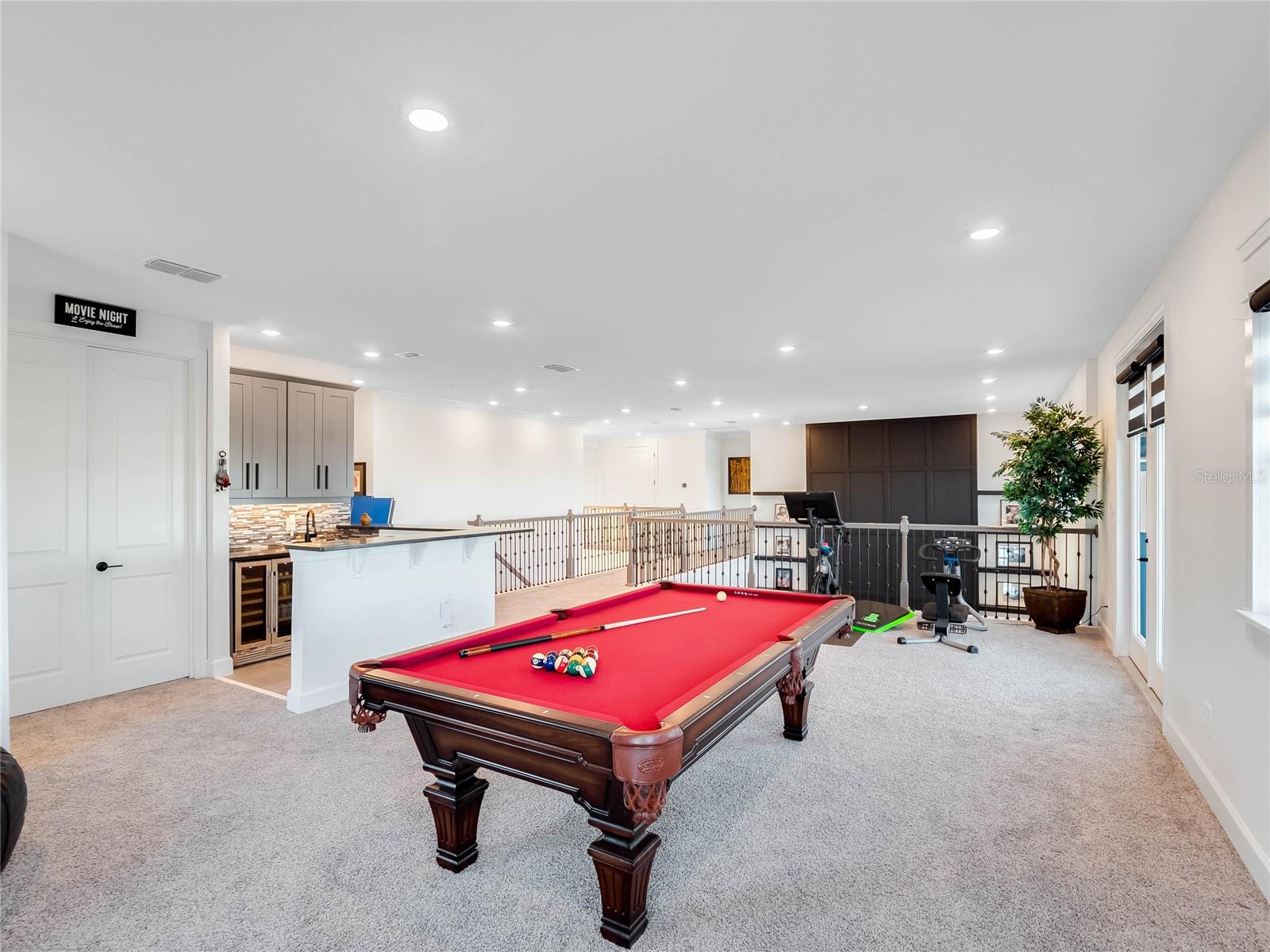 WEST LAKE HANCOCK ESTATES - Residential