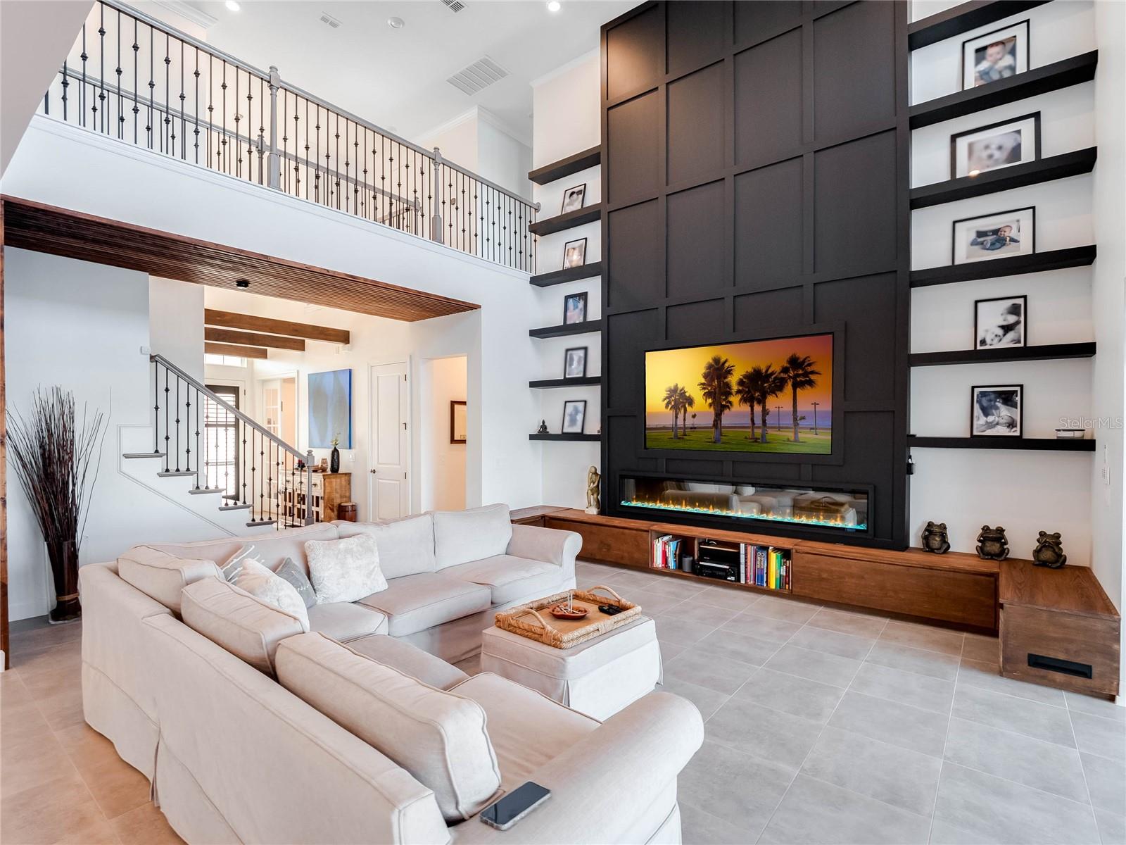 WEST LAKE HANCOCK ESTATES - Residential