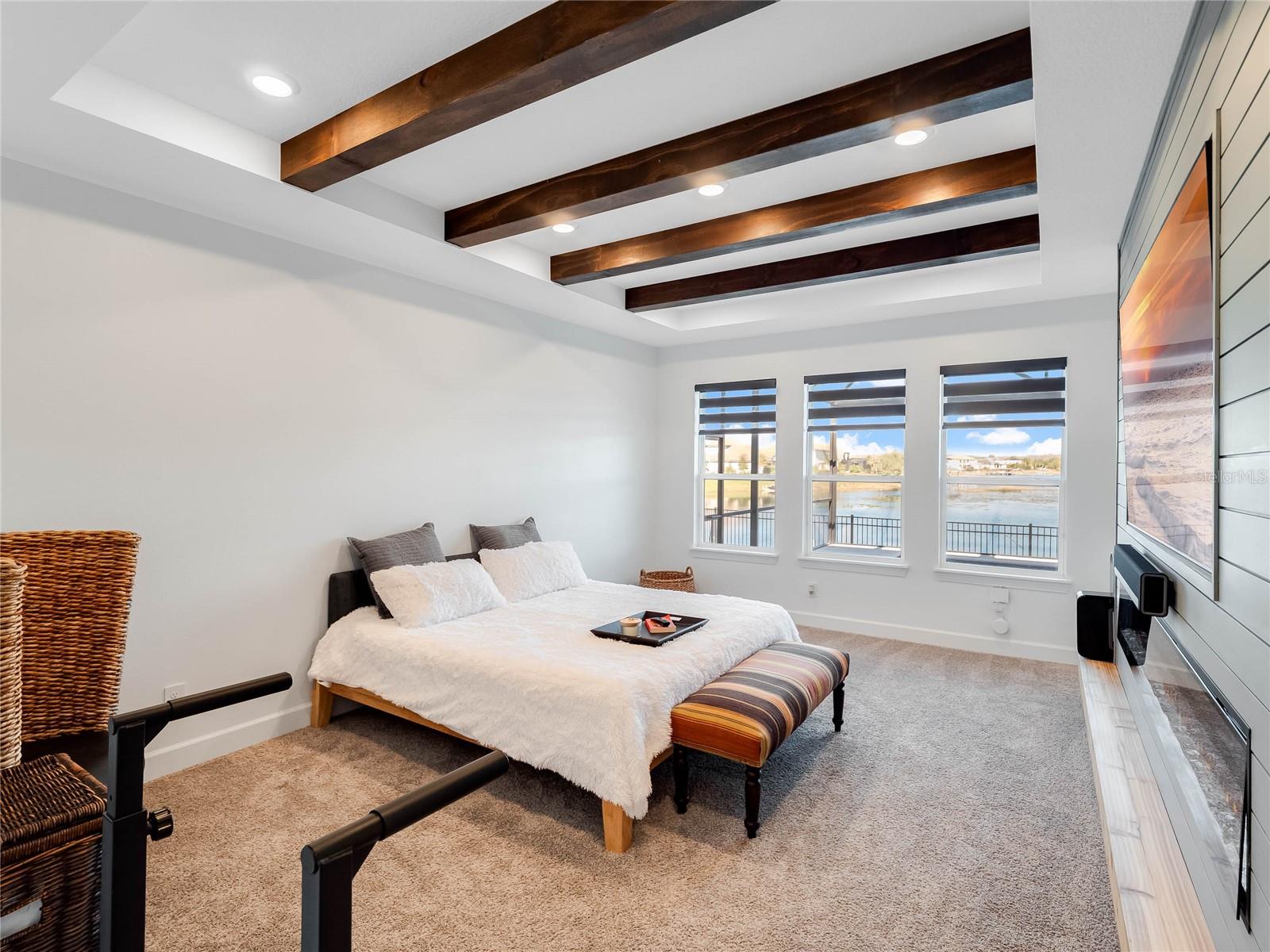 WEST LAKE HANCOCK ESTATES - Residential