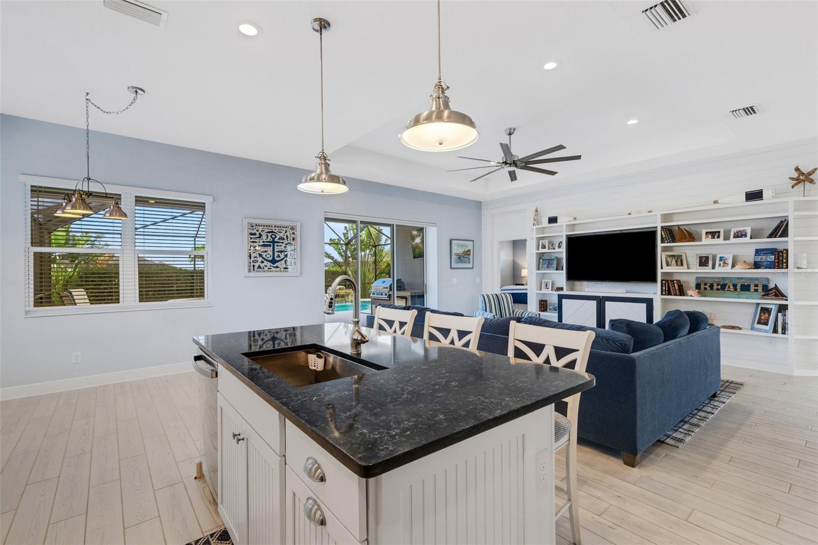 CANOE CREEK - Residential