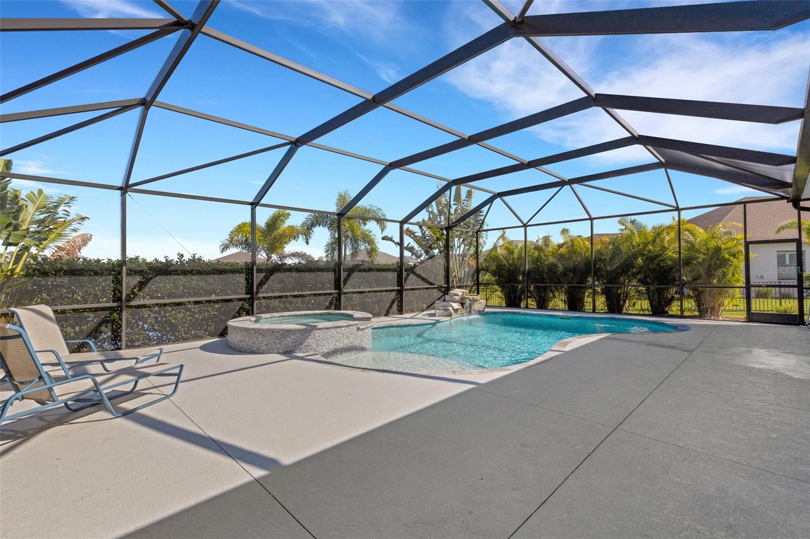 CANOE CREEK - Residential