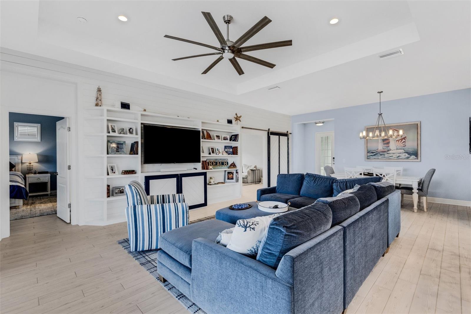 CANOE CREEK - Residential