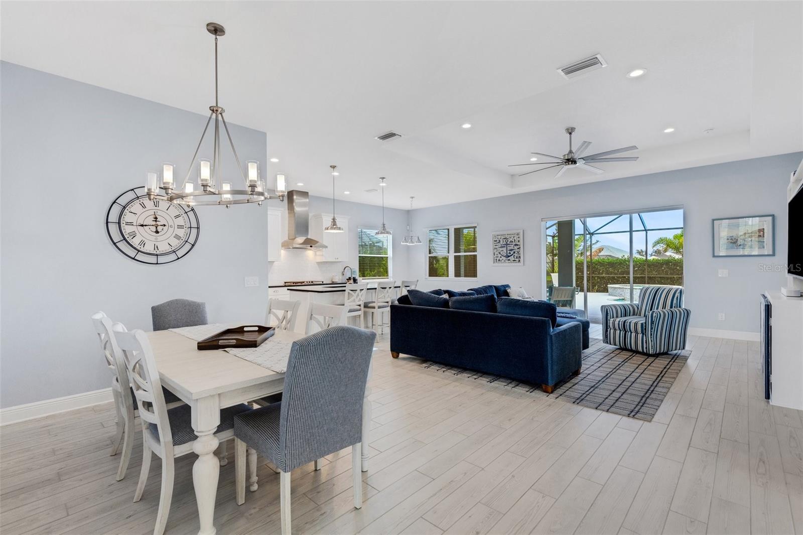 CANOE CREEK - Residential