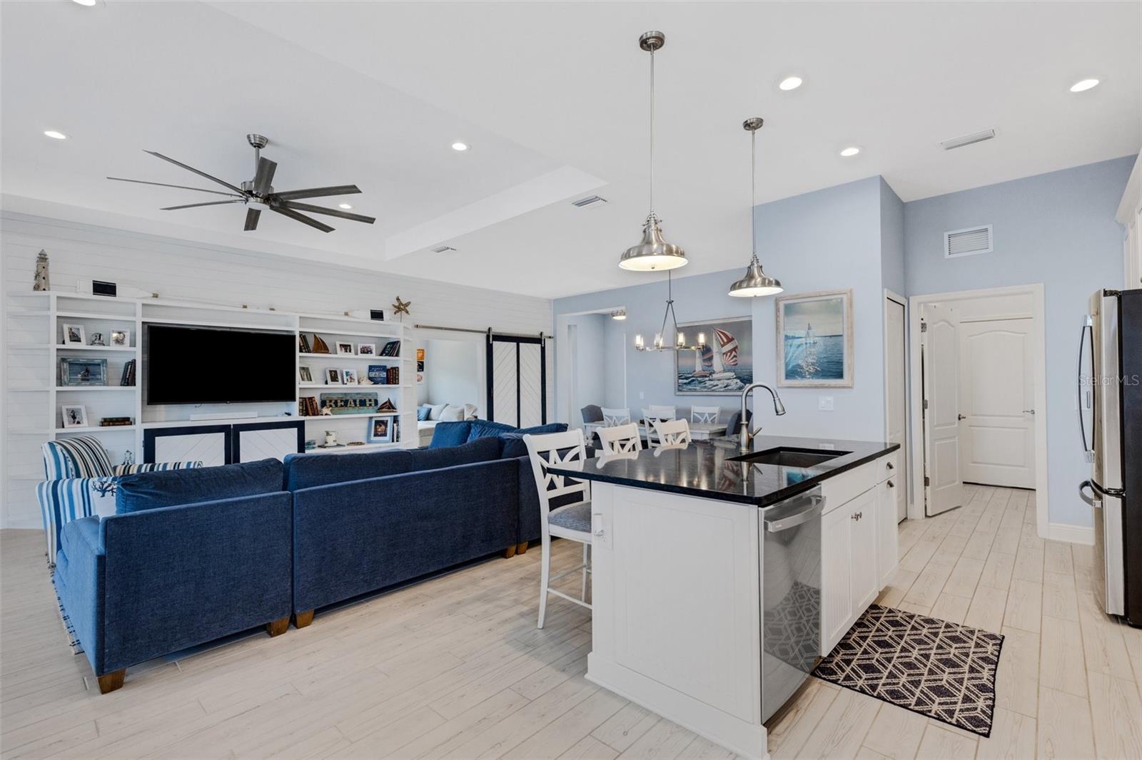 CANOE CREEK - Residential