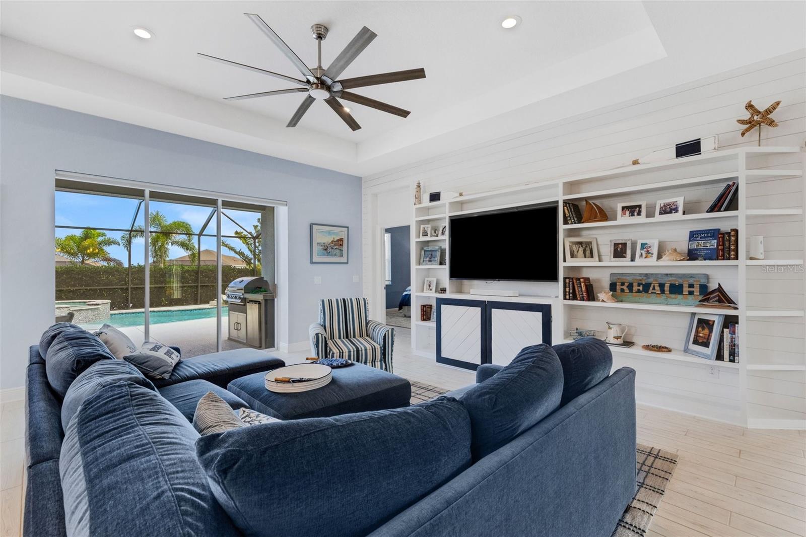 CANOE CREEK - Residential