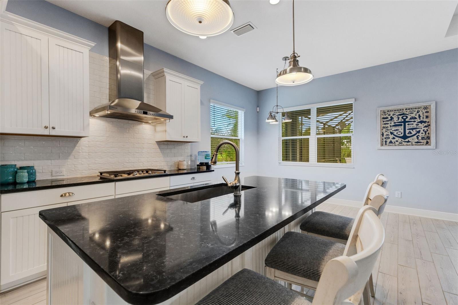 CANOE CREEK - Residential