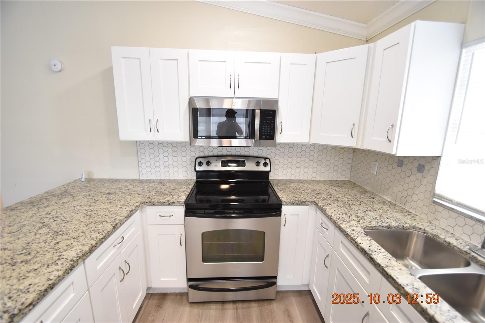LILLIE ESTATES UNIT A - Residential Lease