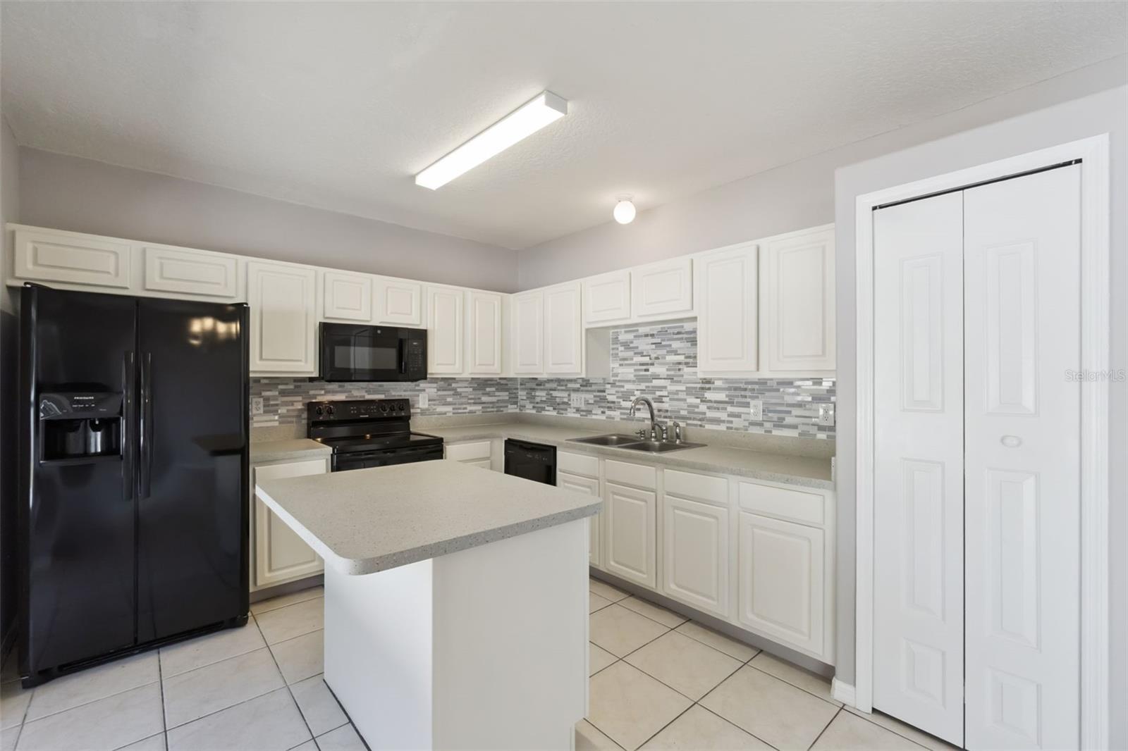 SANCTUARY - Residential