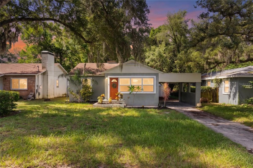 Photo of 2013 E Henry Avenue, Tampa, FL 33610 (MLS # TB8508269)