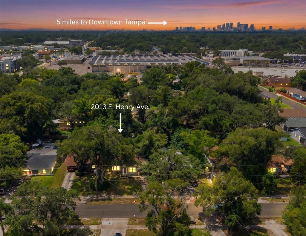 Photo of 2013 E Henry Avenue, Tampa, FL 33610 (MLS # TB8508269)