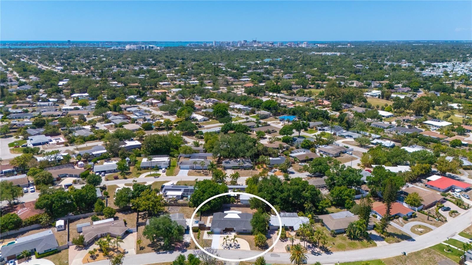 SOUTH GATE MANOR - Residential