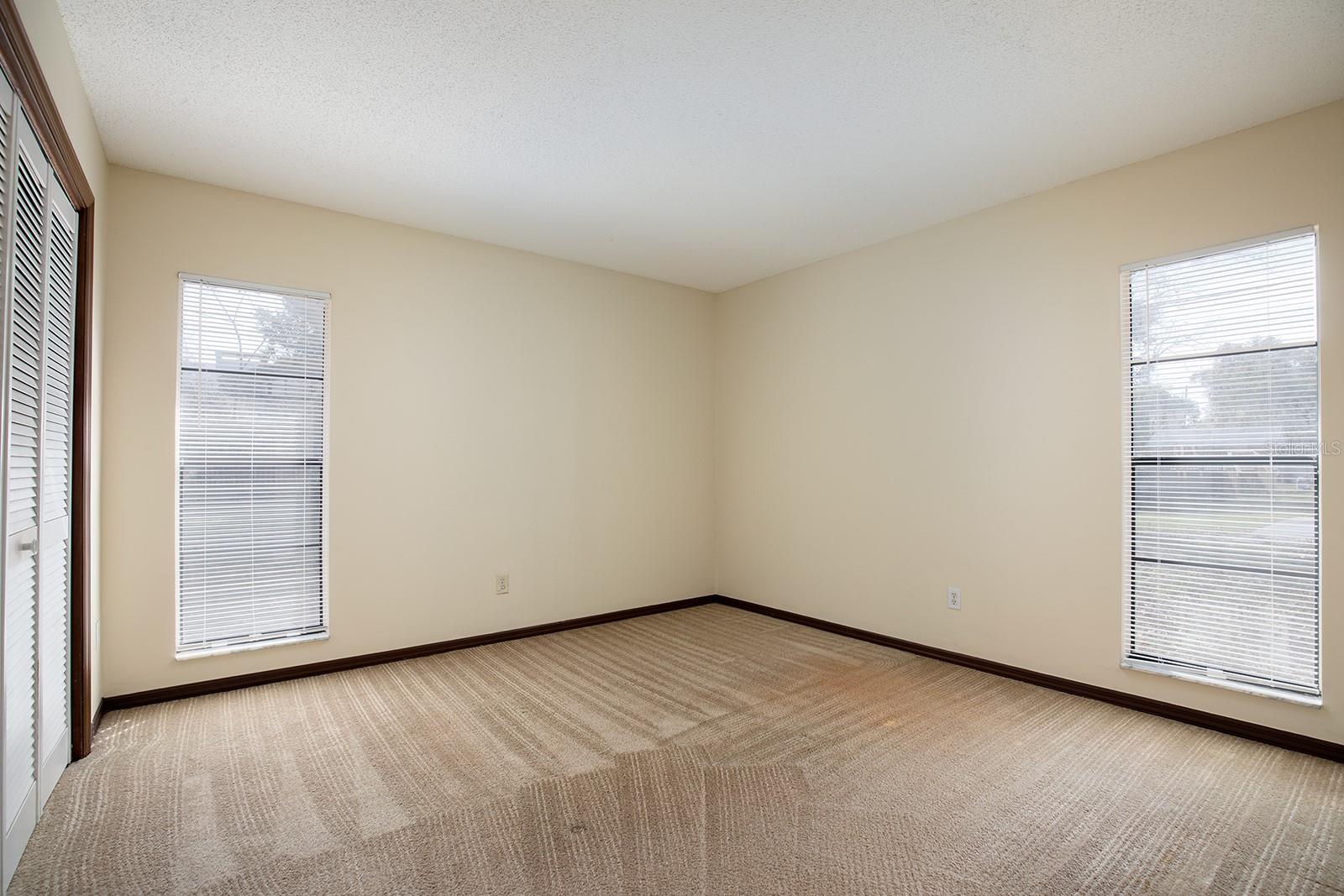 DELTONA LAKES UNIT 04 - Residential