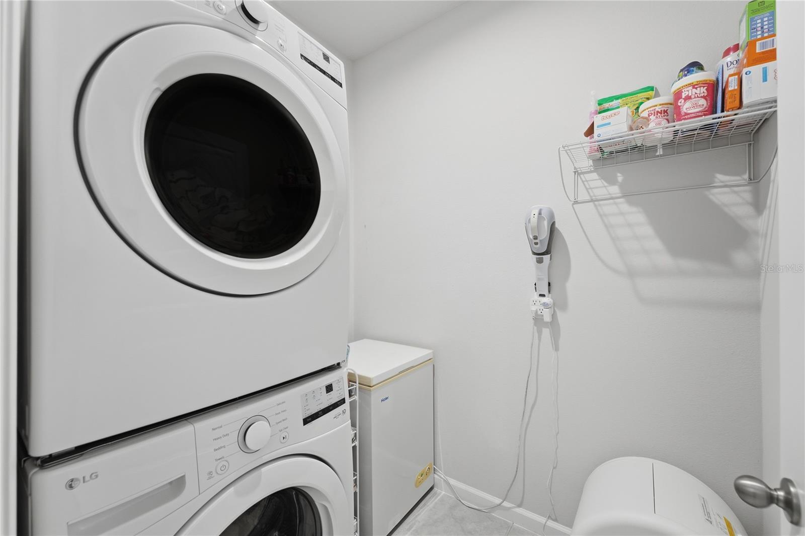 OVERLOOK/GRASSY LAKE - Residential