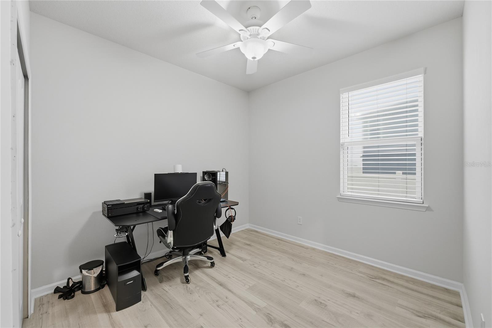 OVERLOOK/GRASSY LAKE - Residential