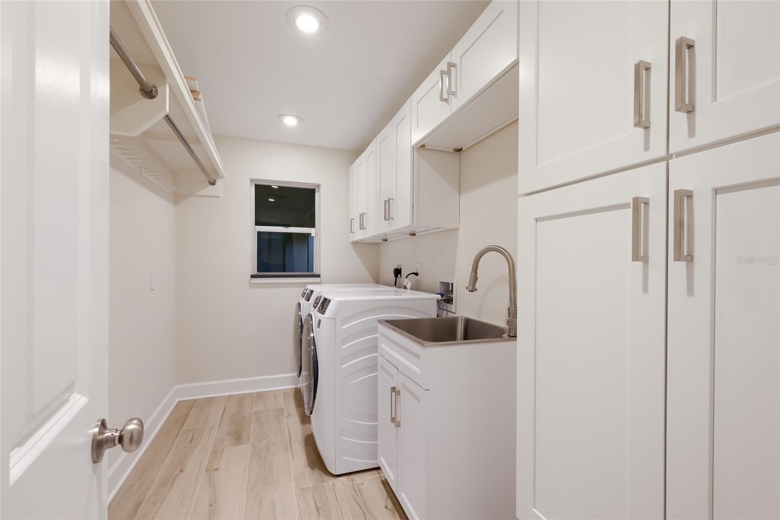 SAINT ARMANDS DIV JOHN RINGLING ESTATES - Residential