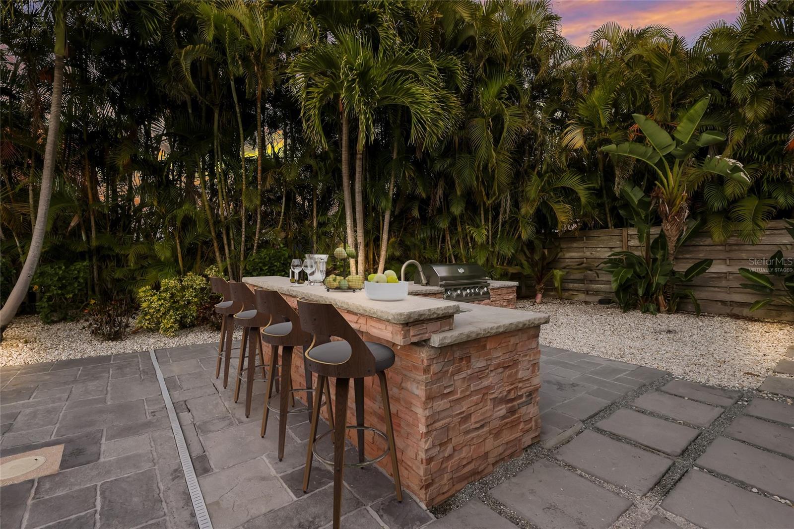 SAINT ARMANDS DIV JOHN RINGLING ESTATES - Residential