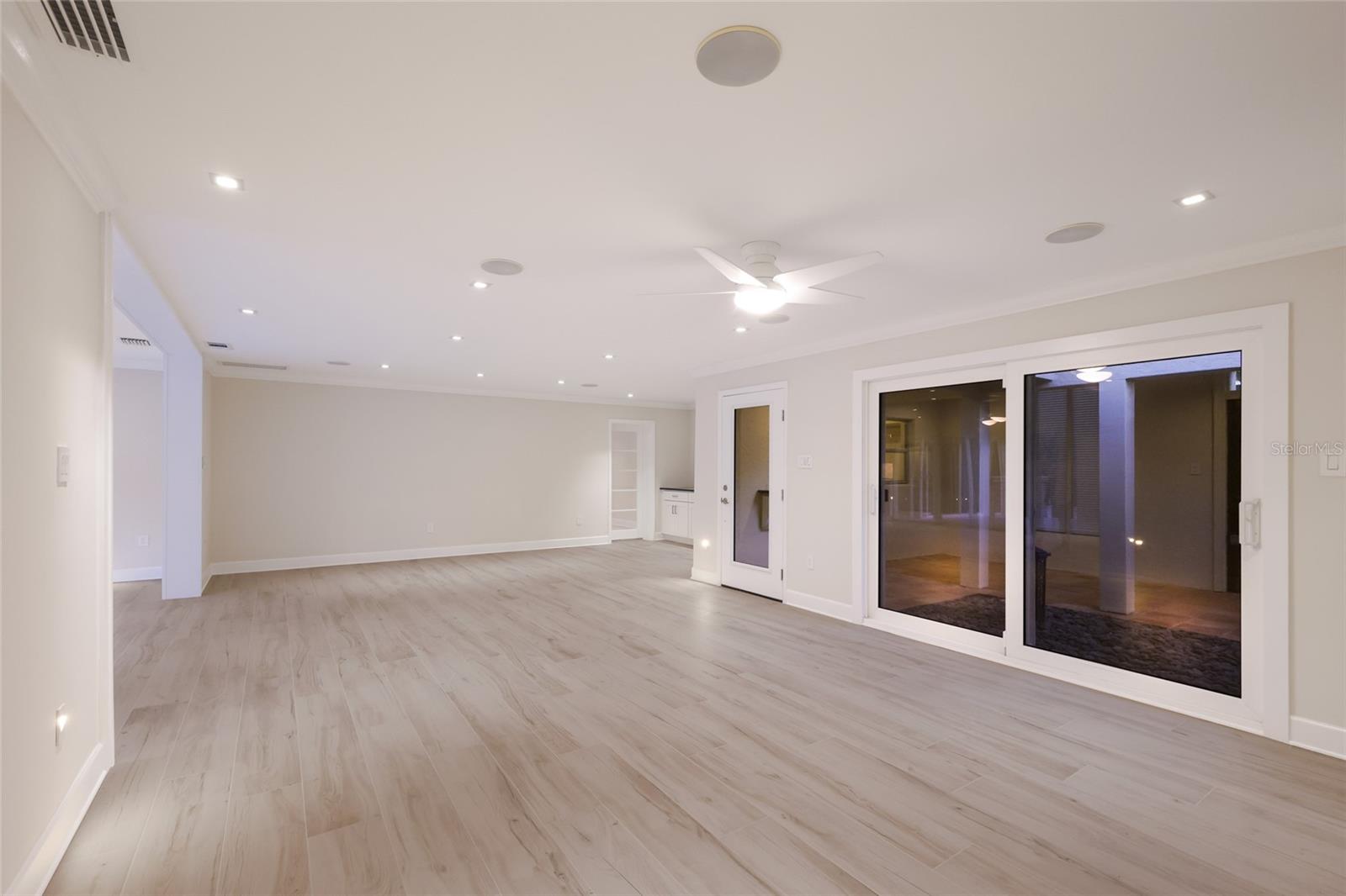 SAINT ARMANDS DIV JOHN RINGLING ESTATES - Residential