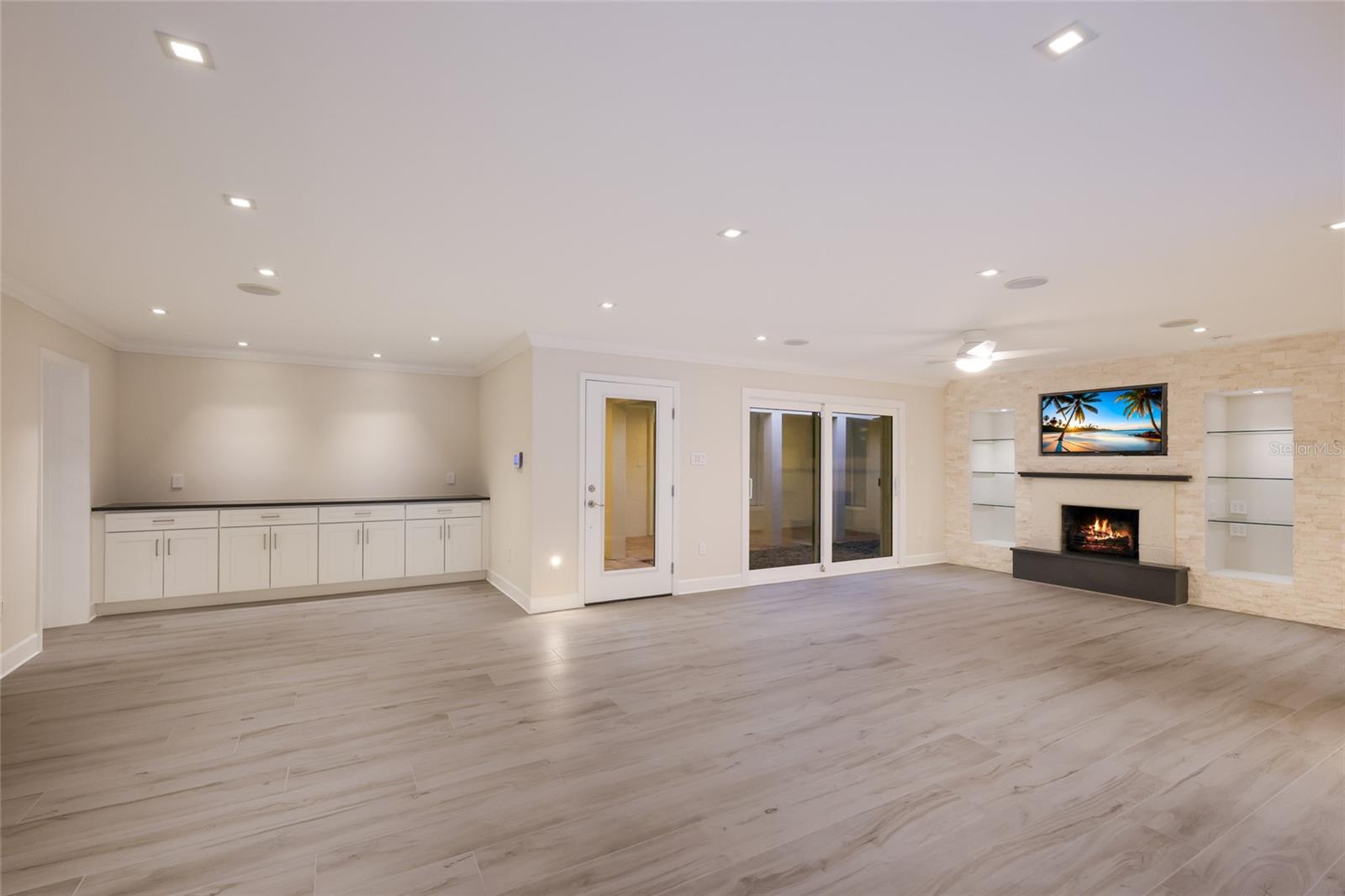 SAINT ARMANDS DIV JOHN RINGLING ESTATES - Residential