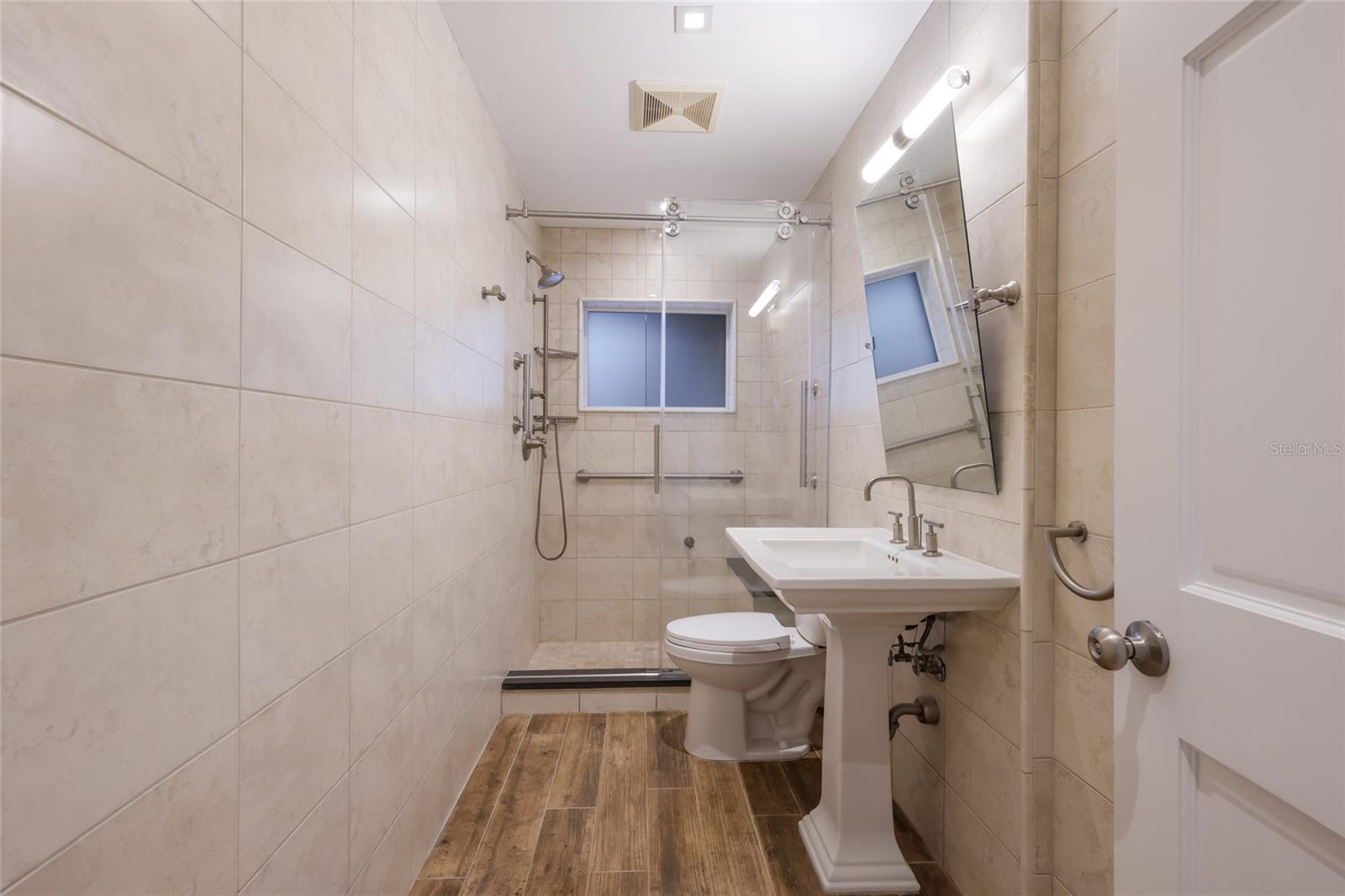 SAINT ARMANDS DIV JOHN RINGLING ESTATES - Residential