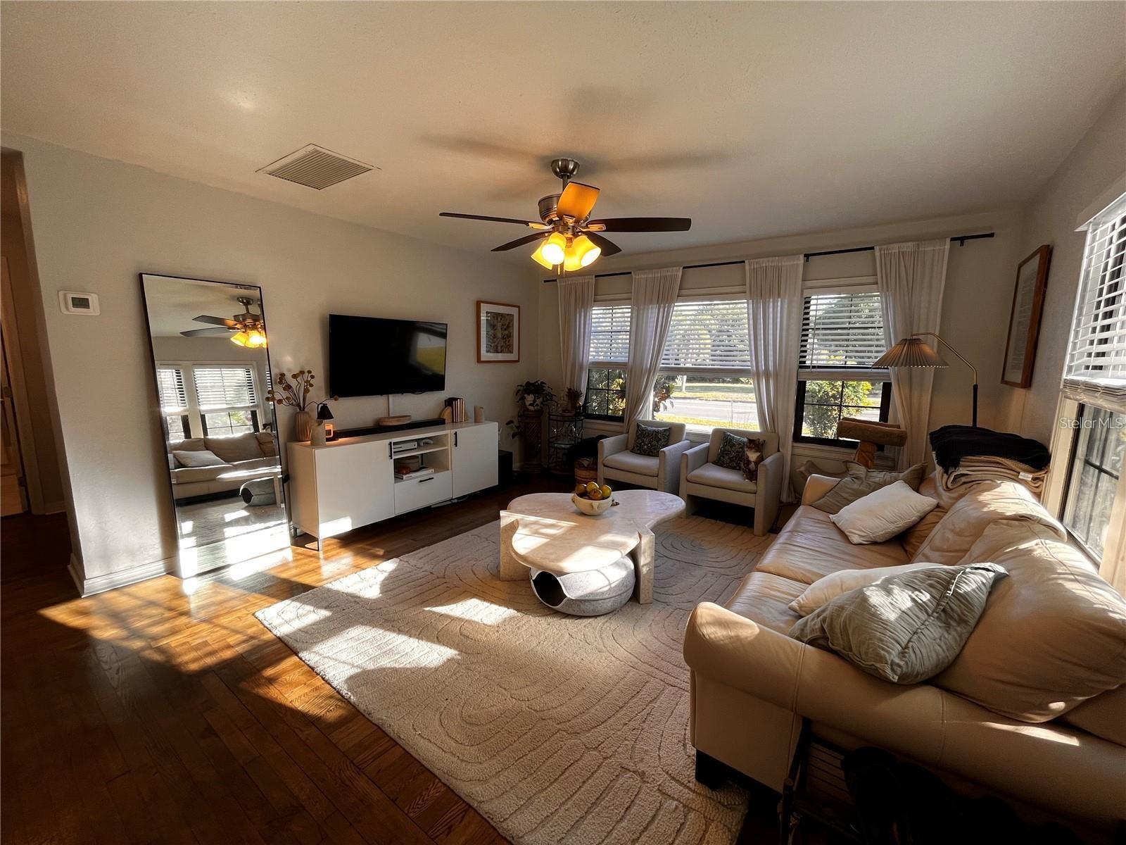 ACREAGE - Residential Lease