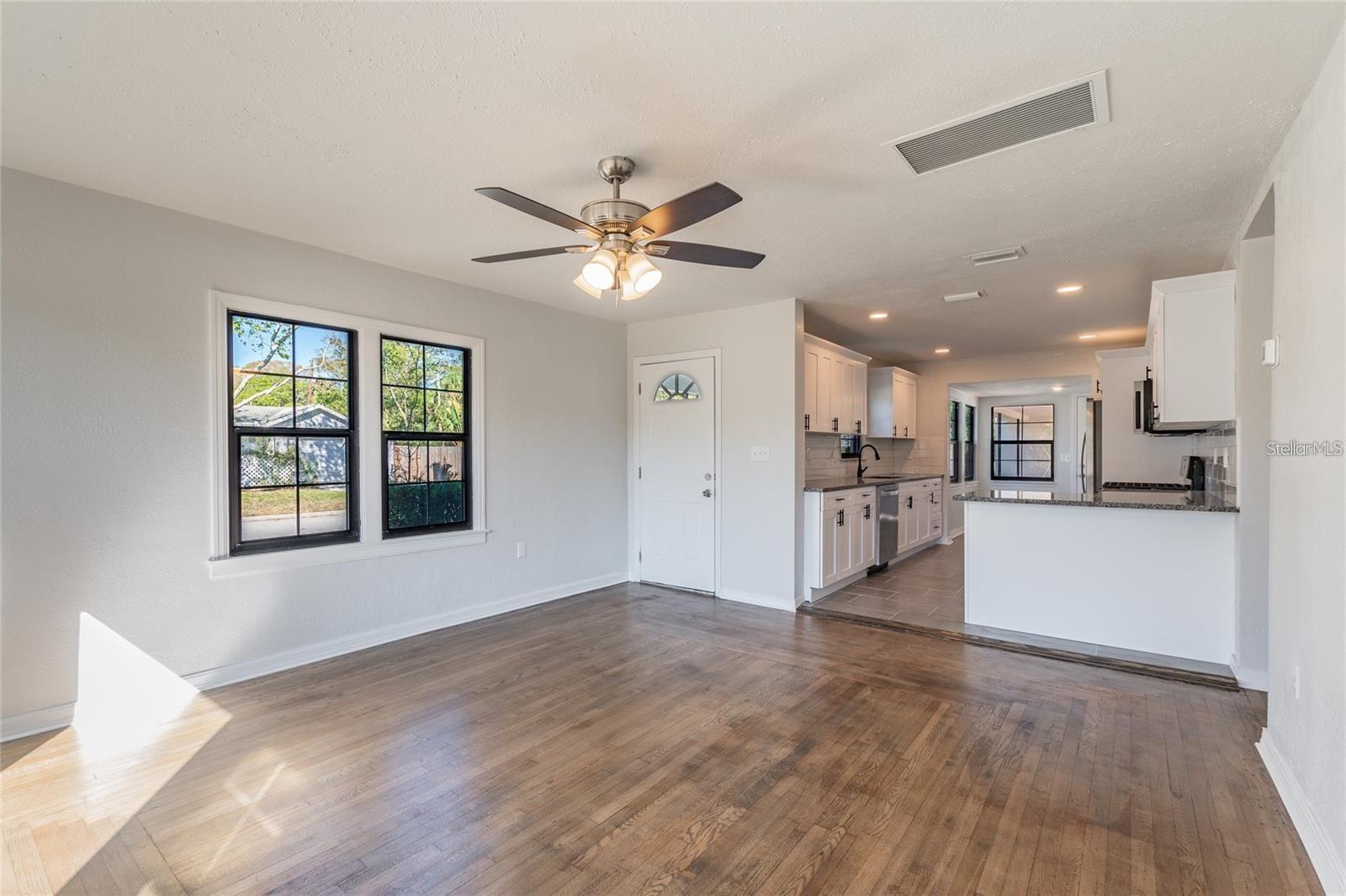 ACREAGE - Residential Lease