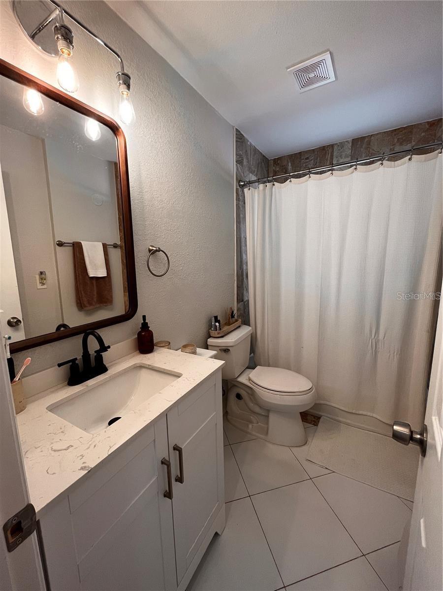 ACREAGE - Residential Lease