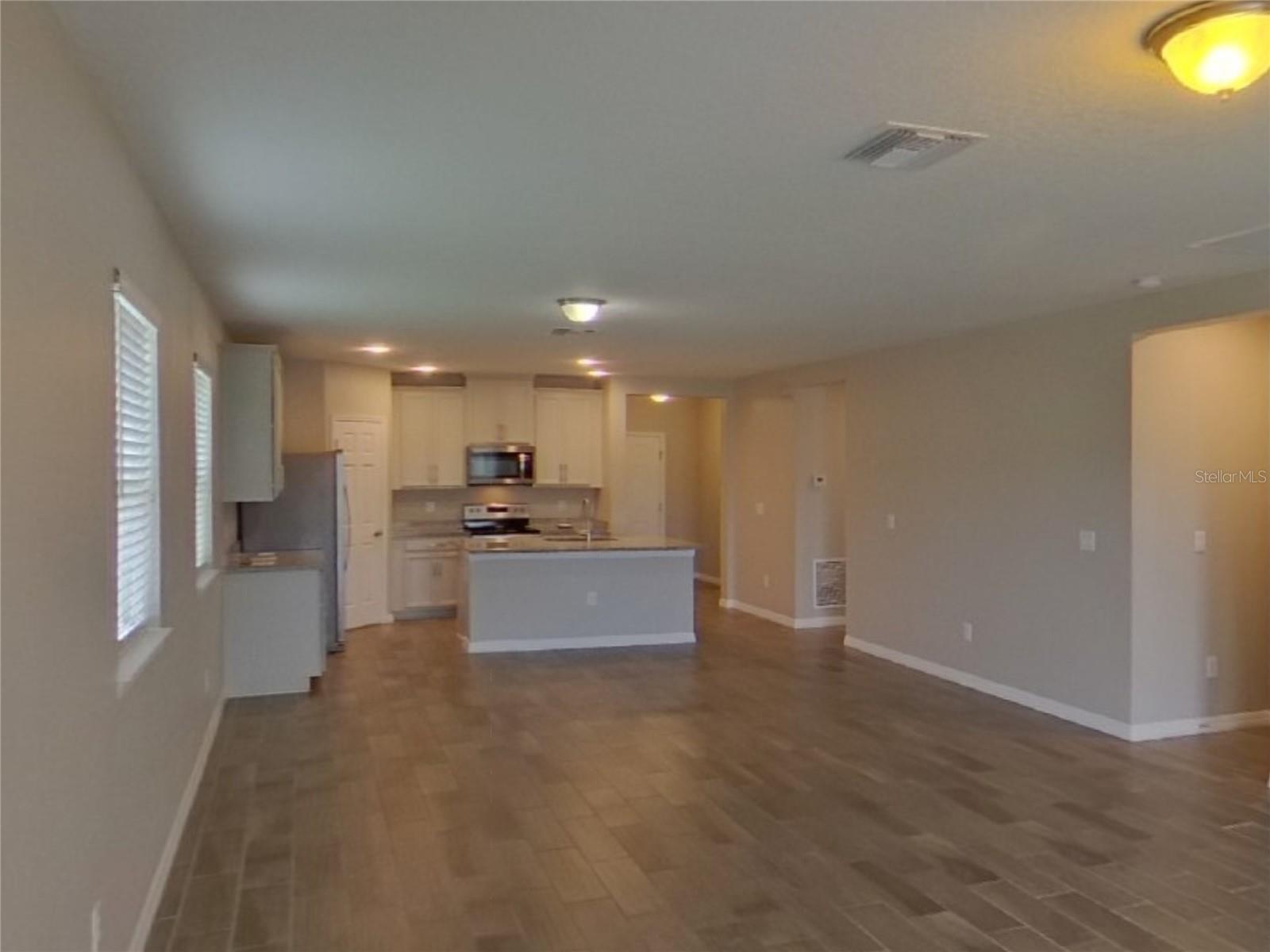 RESERVE AT PARADERA PH 3 - Residential Lease