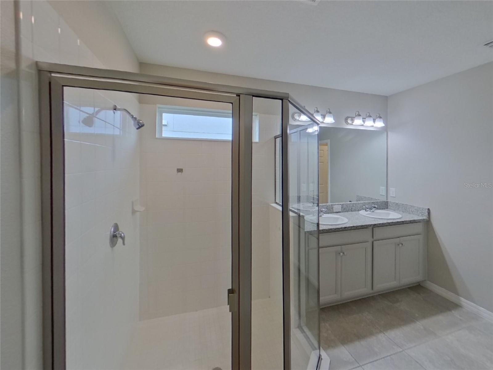 RESERVE AT PARADERA PH 3 - Residential Lease