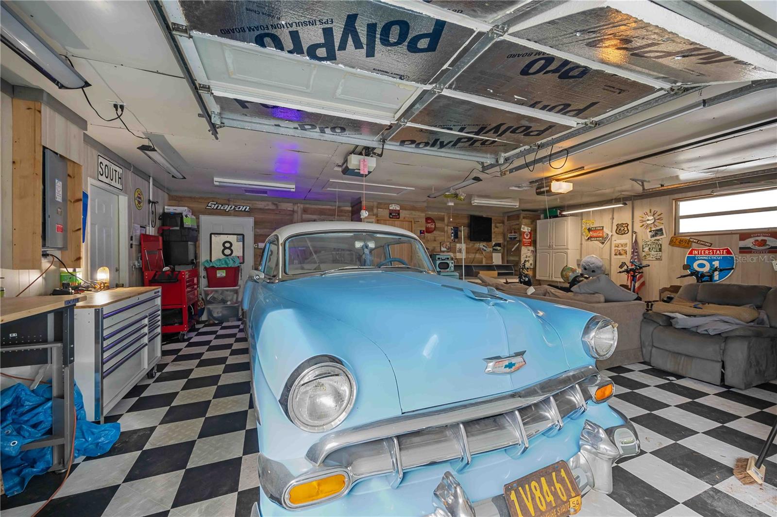 MISSION VALLEY ESTATE SEC A - Residential