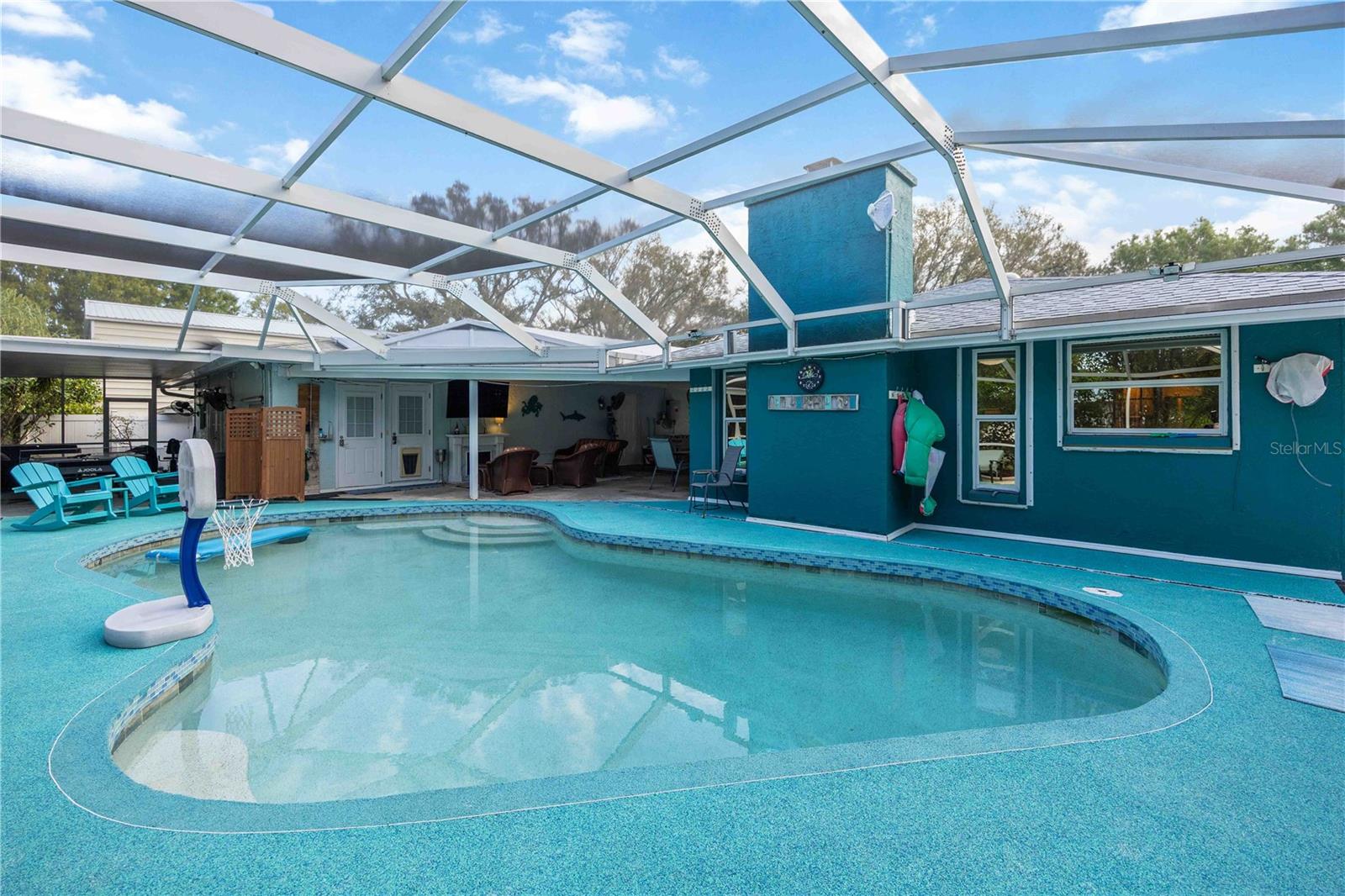 MISSION VALLEY ESTATE SEC A - Residential