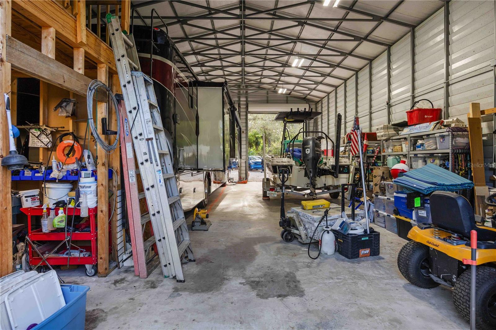 MISSION VALLEY ESTATE SEC A - Residential