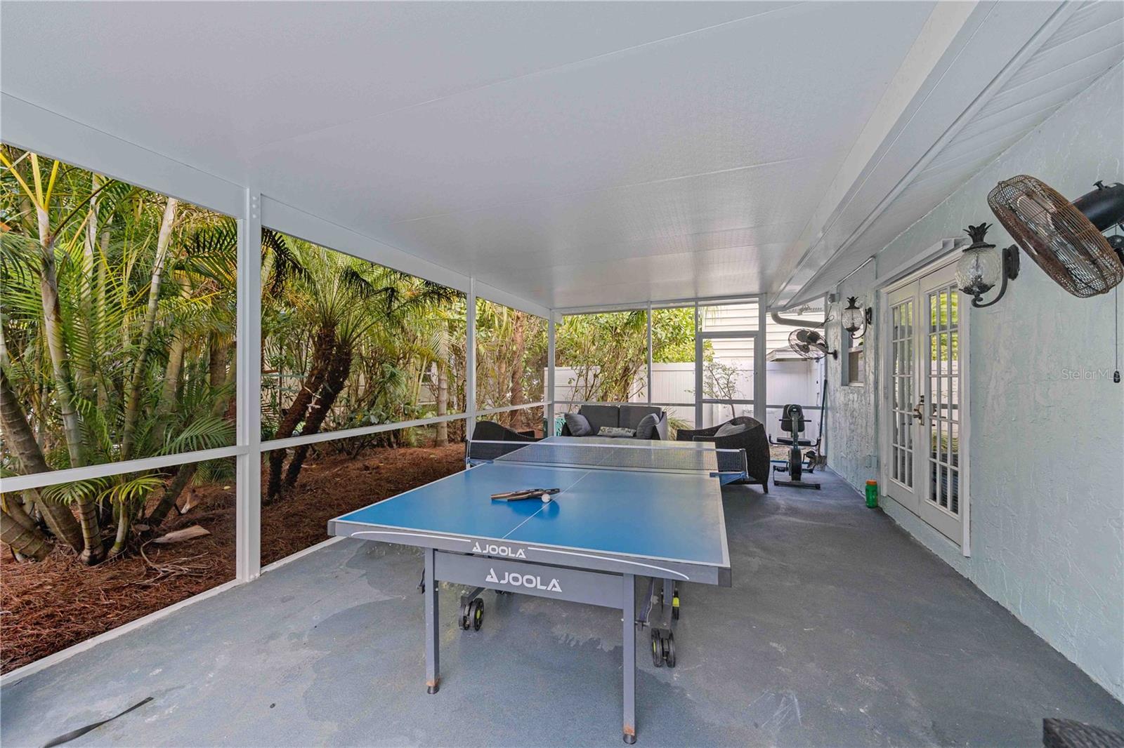 MISSION VALLEY ESTATE SEC A - Residential