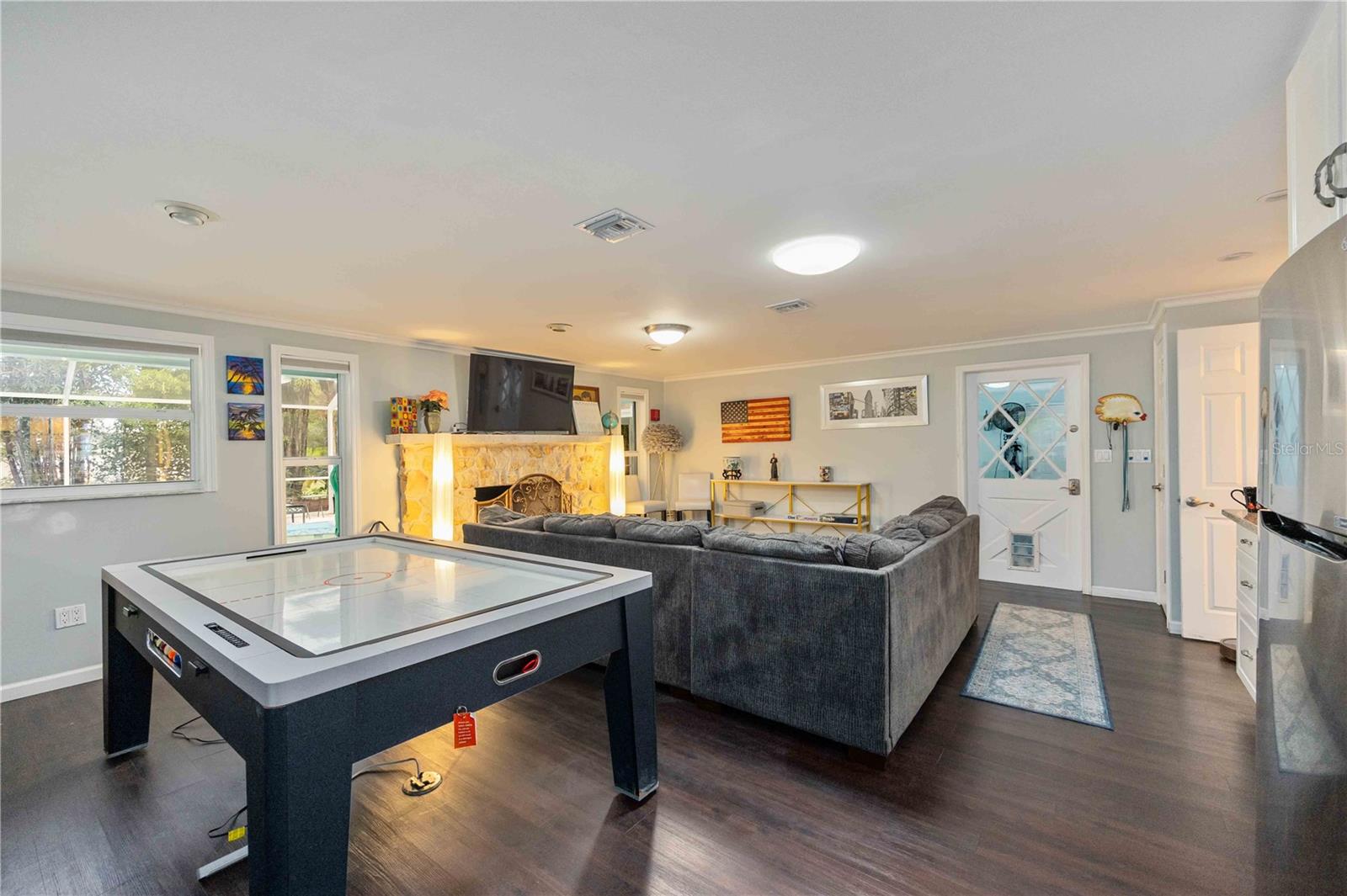 MISSION VALLEY ESTATE SEC A - Residential