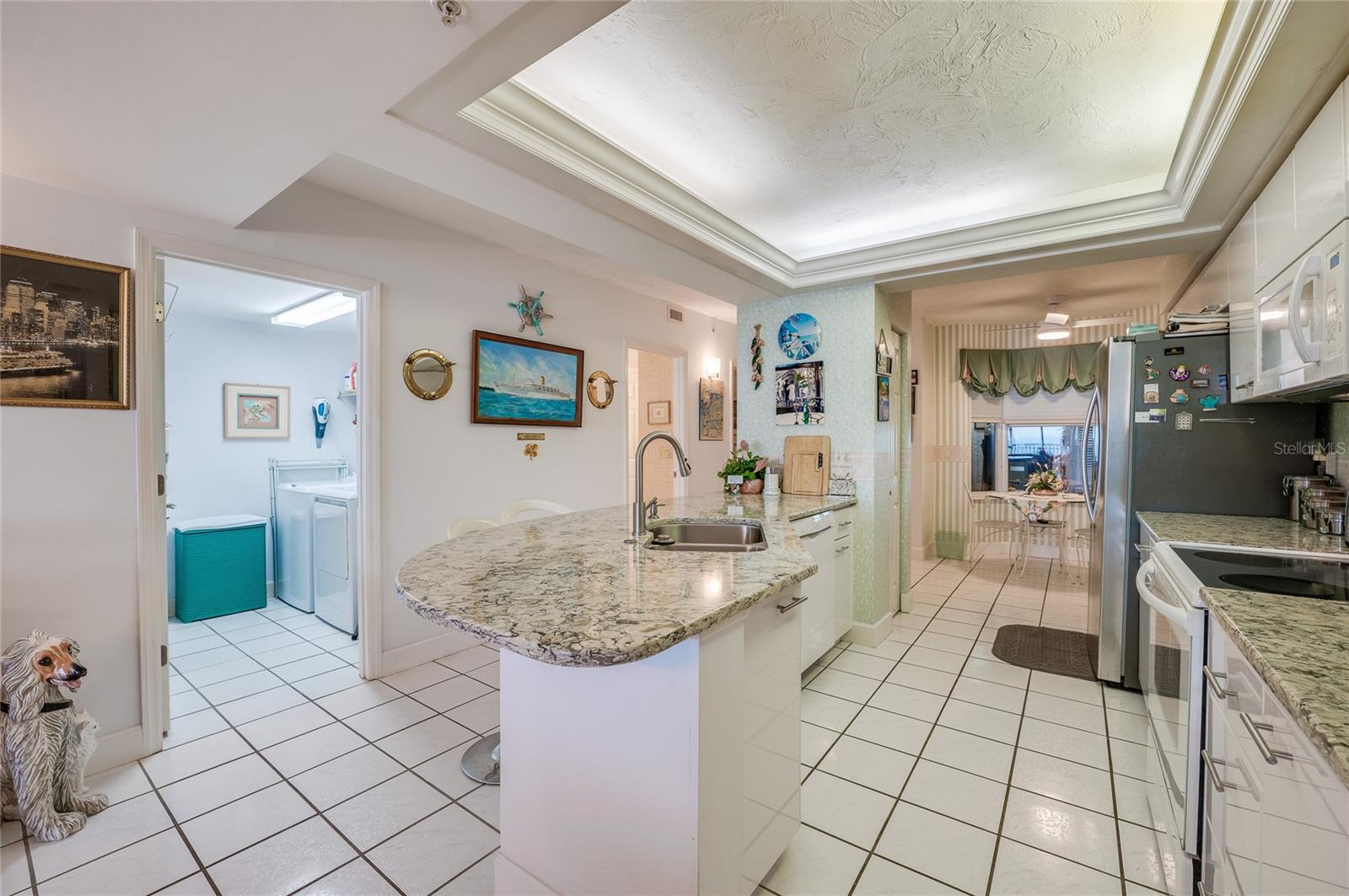 TOWERS AT PONCE INLET TOWER 01 CONDO - Residential