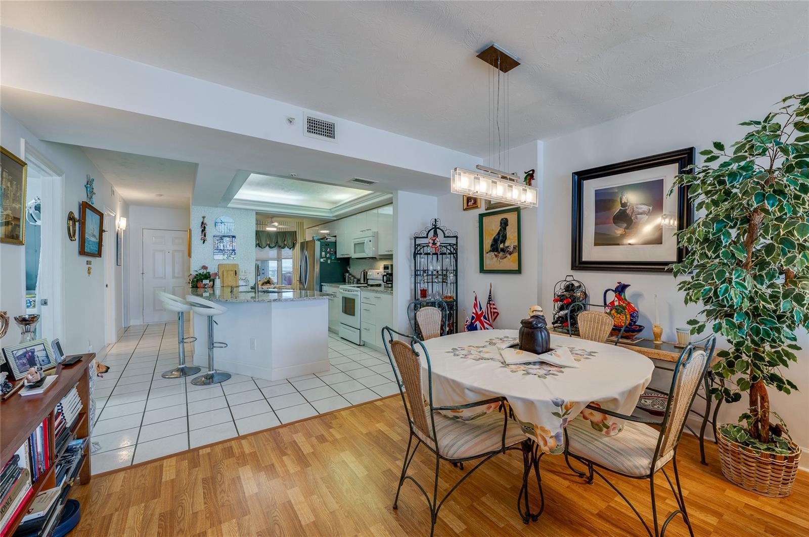 TOWERS AT PONCE INLET TOWER 01 CONDO - Residential