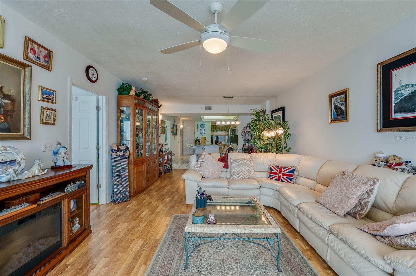 TOWERS AT PONCE INLET TOWER 01 CONDO - Residential