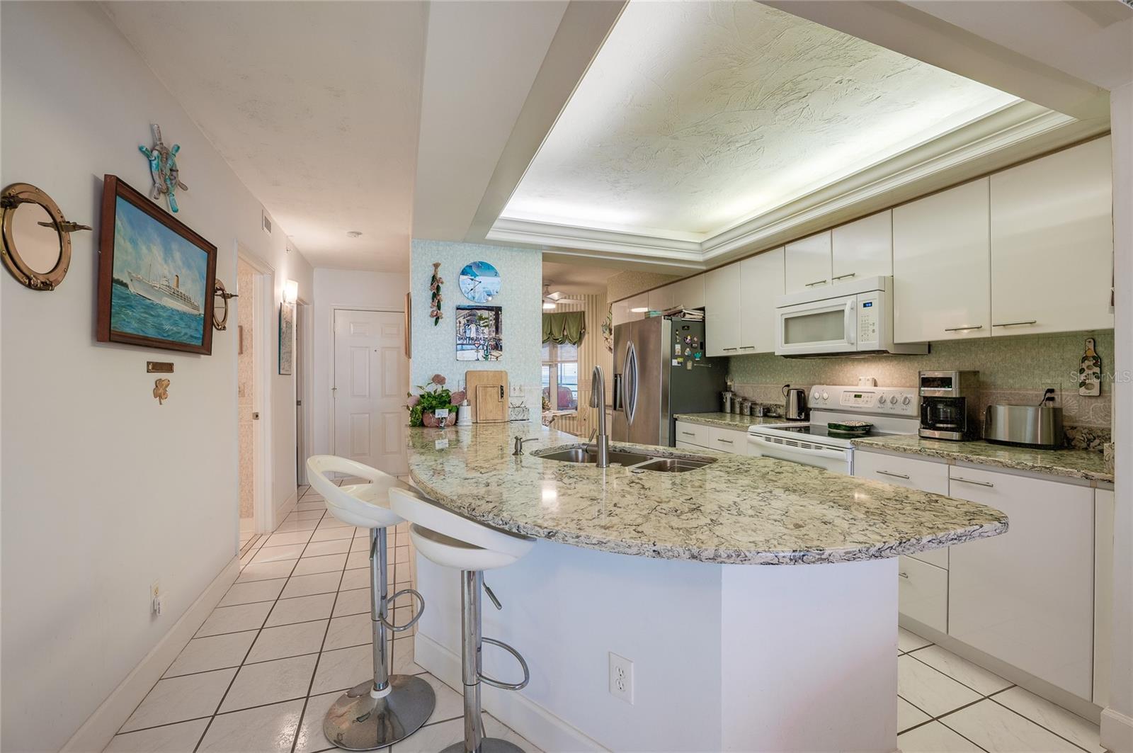 TOWERS AT PONCE INLET TOWER 01 CONDO - Residential