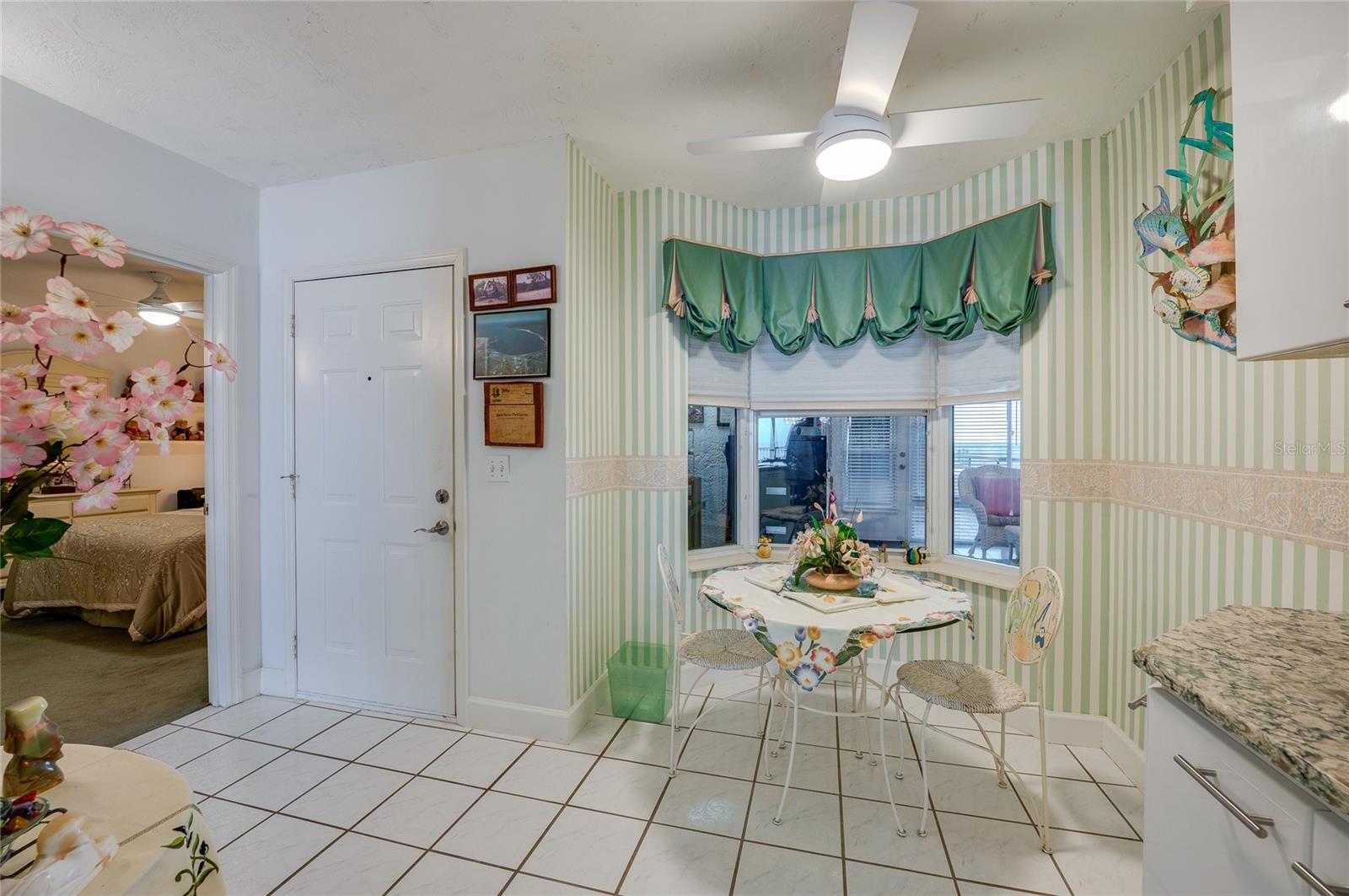 TOWERS AT PONCE INLET TOWER 01 CONDO - Residential