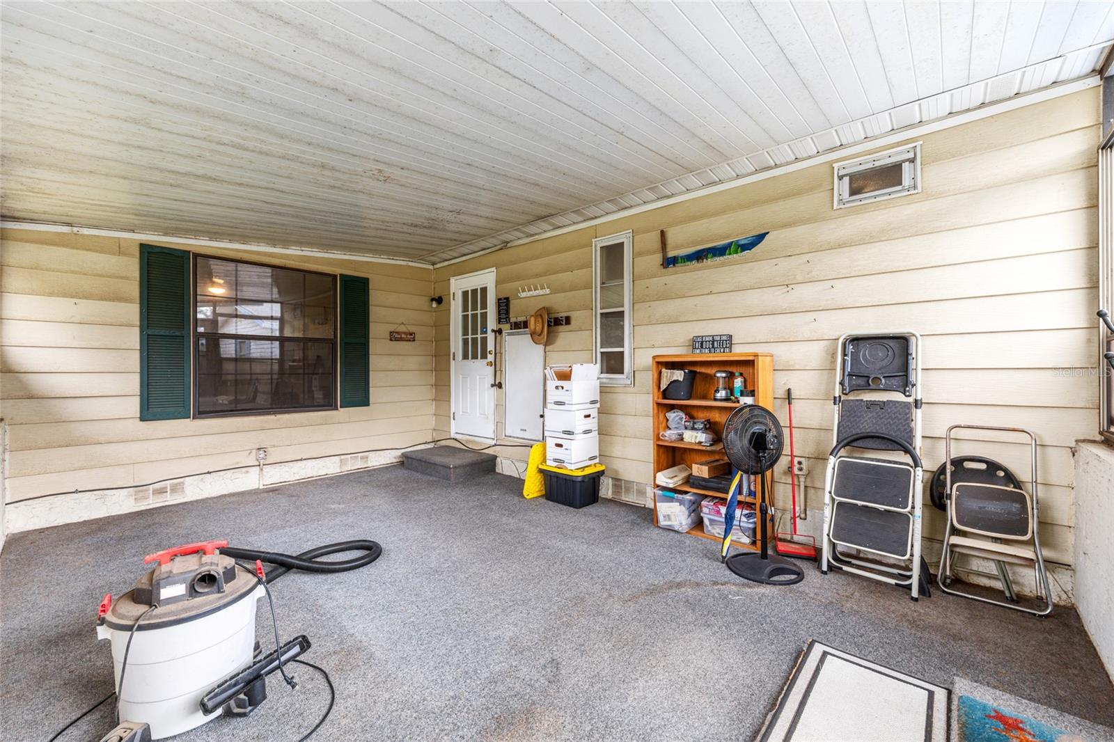 LEISURE ACRES UNIT 01 - Residential