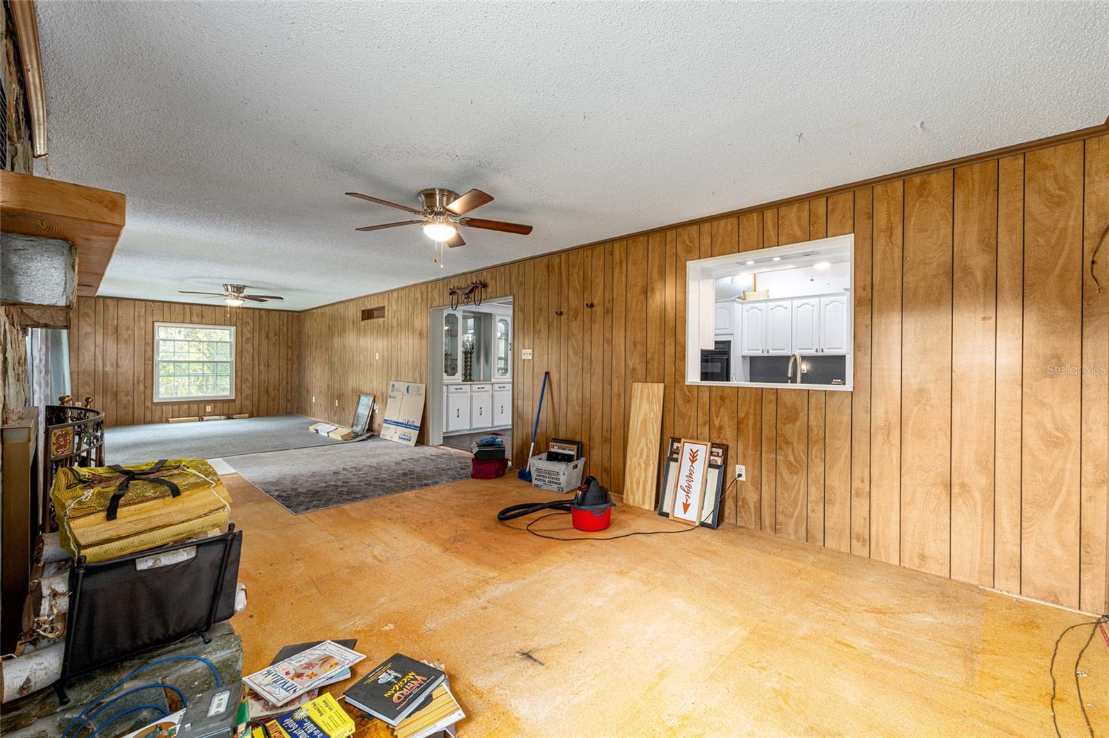 LEISURE ACRES UNIT 01 - Residential