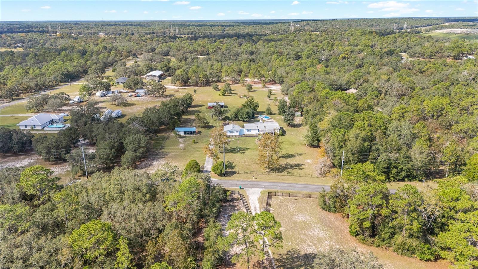 LEISURE ACRES UNIT 01 - Residential